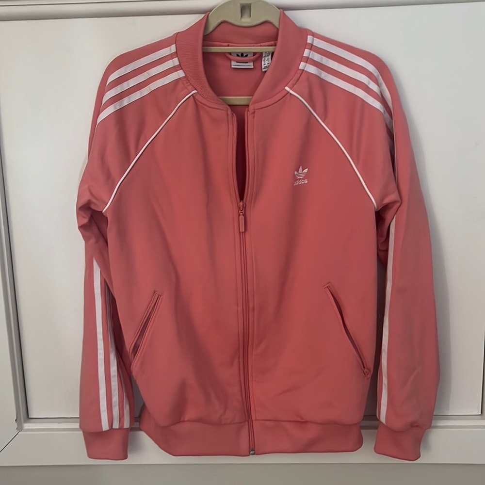 ADICOLOR CLASSICS SST TRACK JACKET
Great Condition - Dusty Pink